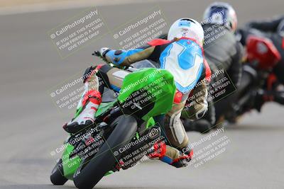 media/Dec-17-2022-SoCal Trackdays (Sat) [[224abd9271]]/Turn 10 Backside (120pm)/